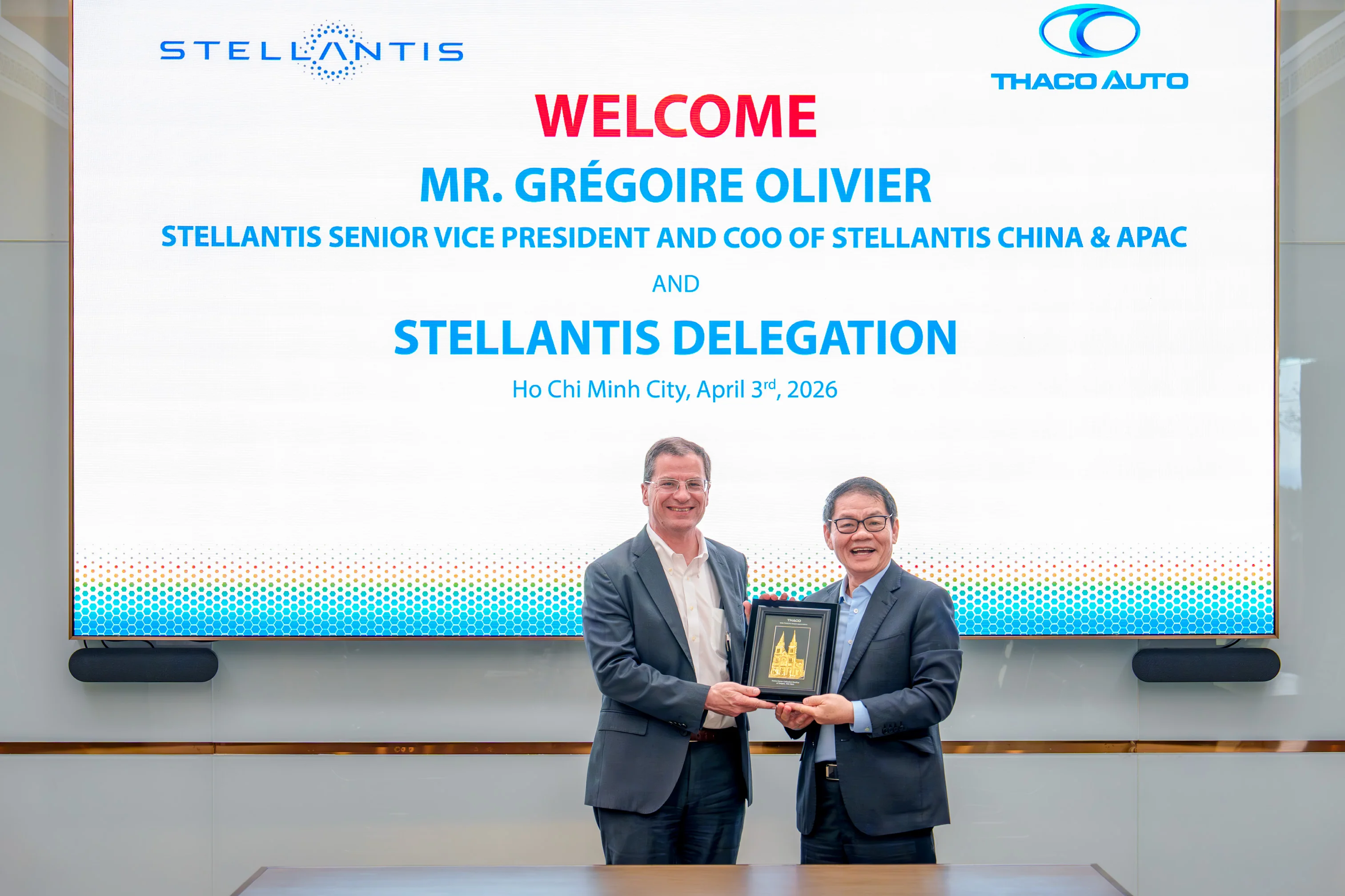 RESIZE_726x484 7.webp